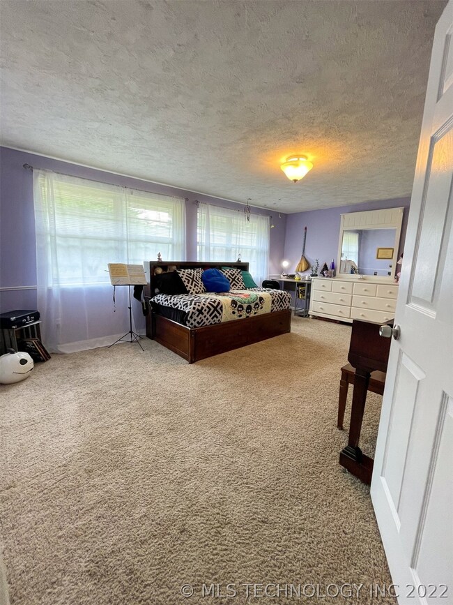 417 W 15th St, Ada, OK 74820 - photo 7