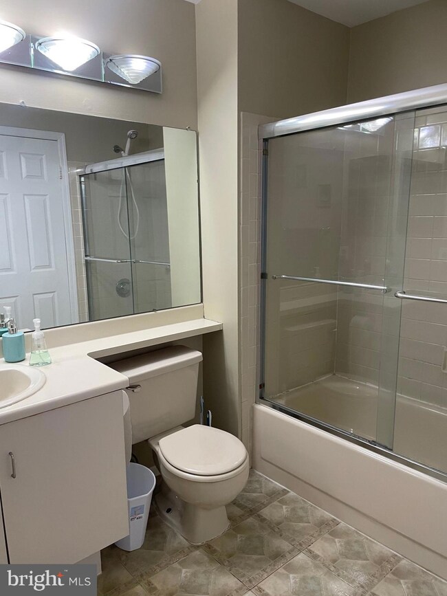 3302B Ramsbury Ct unit 3302B, Mount Laurel, NJ 08054 - photo 7