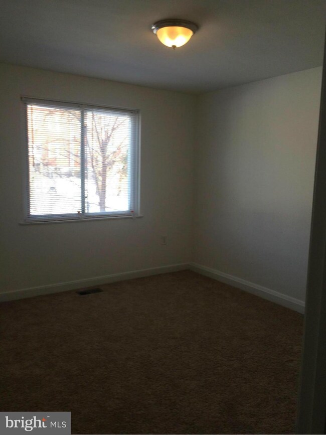 5343 Nelson Ave unit 1, Baltimore, MD 21215 - photo 7