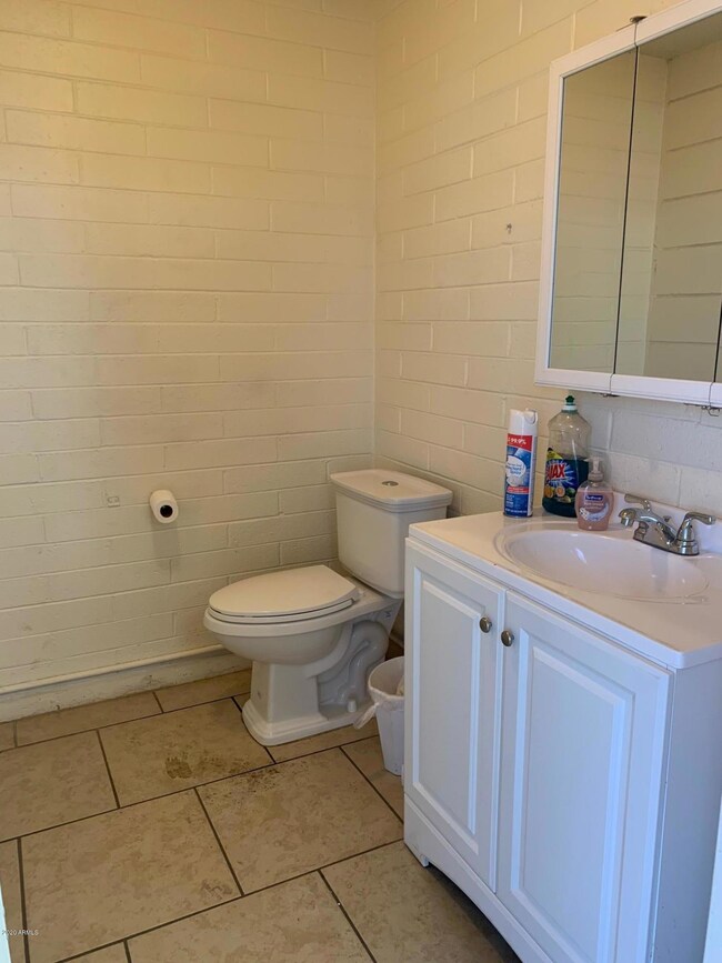 6100 N 52nd Ave, Glen Dale, AZ 85301 - photo 7