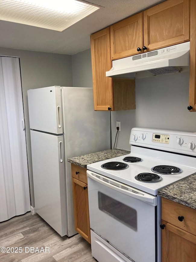Kitchen (3)