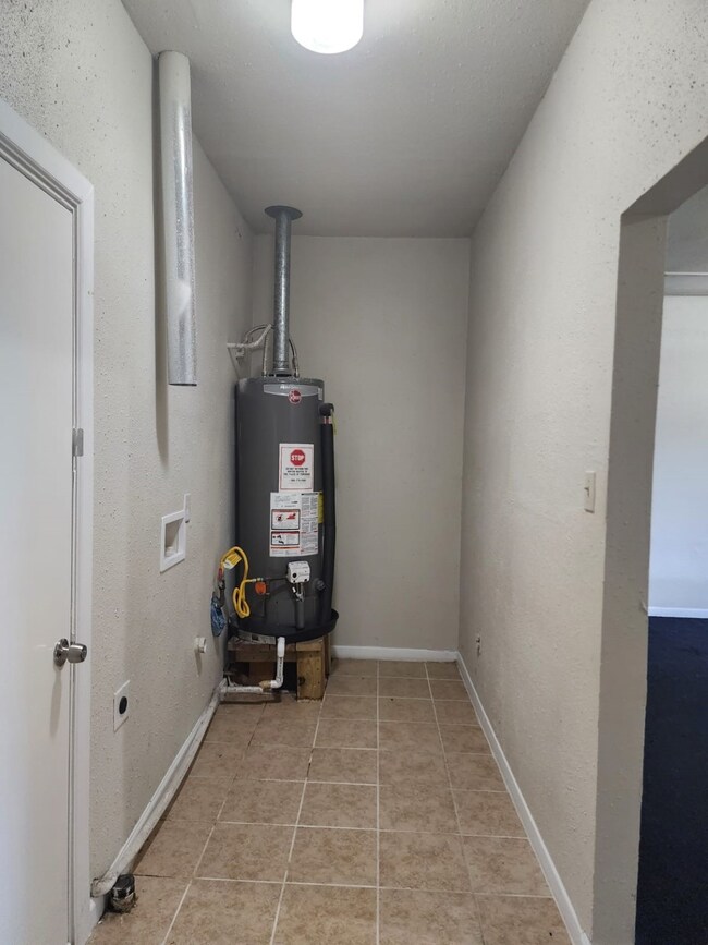 13429 Bandera St unit A, Houston, TX 77015 - photo 5