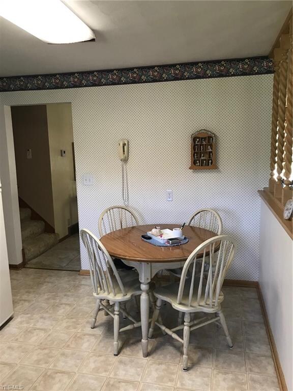 Spacious kitchen eating area.