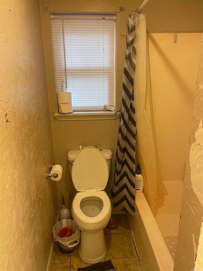 1409 S Wood St, Stuttgart, AR 72160 - photo 6