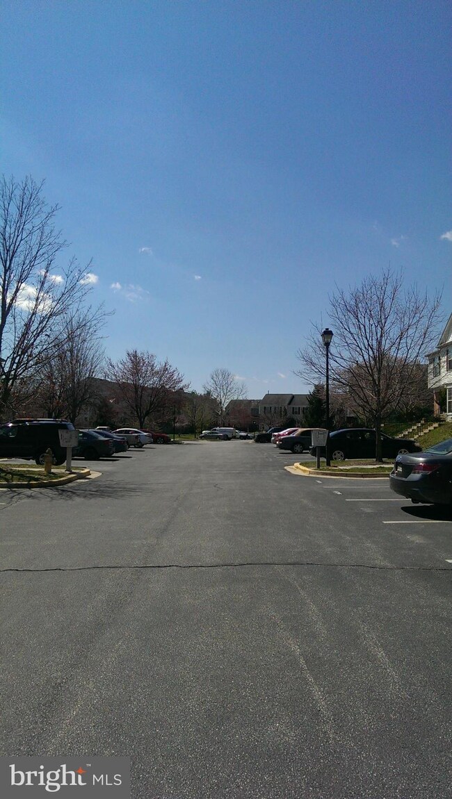 202 Edge Creek Ln, Odenton, MD 21113 - photo 3