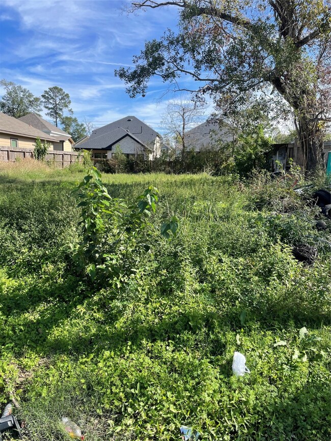 6314 Joe Louis Ln, Houston, TX 77091 - photo 4