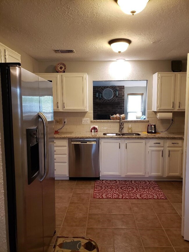 8011 Big Oak Trail Dr, Houston, TX 77040 - photo 3