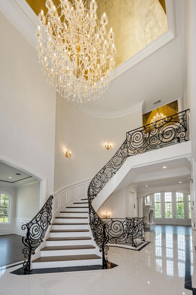 6413 S County Line Rd, Burr Ridge, IL 60527 - photo 5