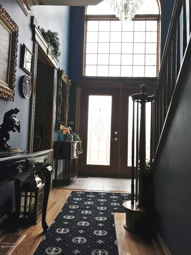 144 Arbutus Ln, Milford, PA 18337 - photo 6