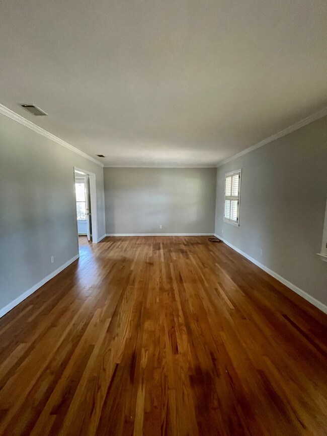 2103 Robinhood Rd, Albany, GA 31707 - photo 7