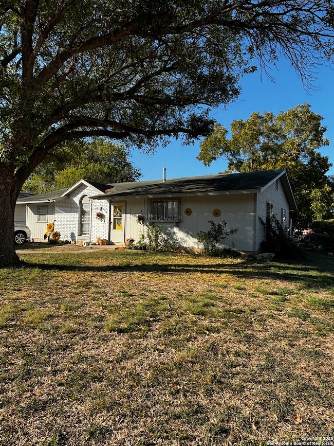 4355 Redcap Dr, San Antonio, TX 78222 - photo 3