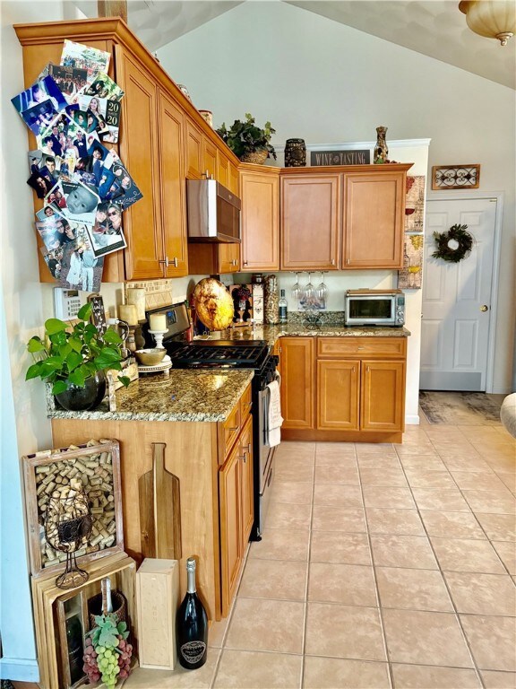 1765 Bicentennial Way unit 3F, North Providence, RI 02911 - photo 7