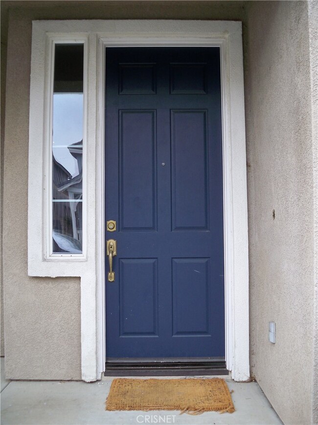 23227 Barnacle Ln, Valencia, CA 91355 - photo 3