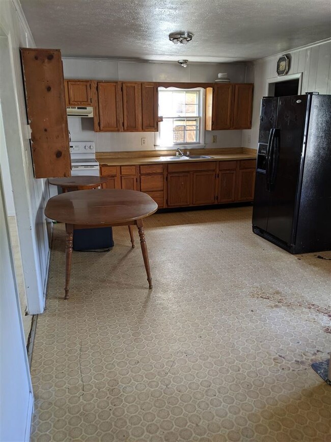 229 Montgomery Rd, Staunton, VA 24401 - photo 7