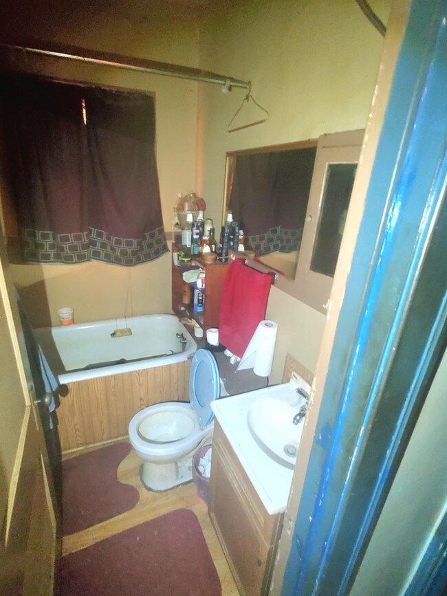 3965 Delaware St, Gary, IN 46409 - photo 4