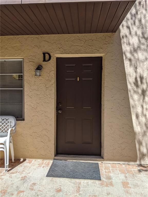 2015 Oleander Blvd unit D, Fort Pierce, FL 34950 - photo 2