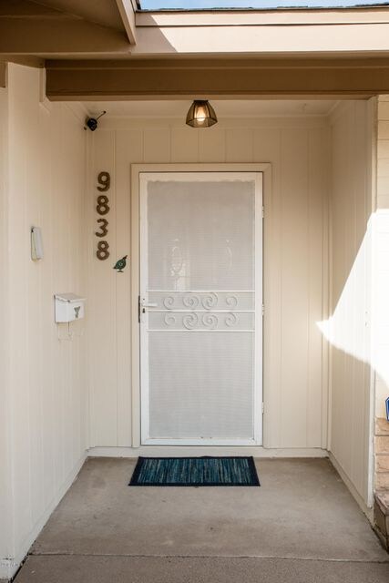 Ext Entry door