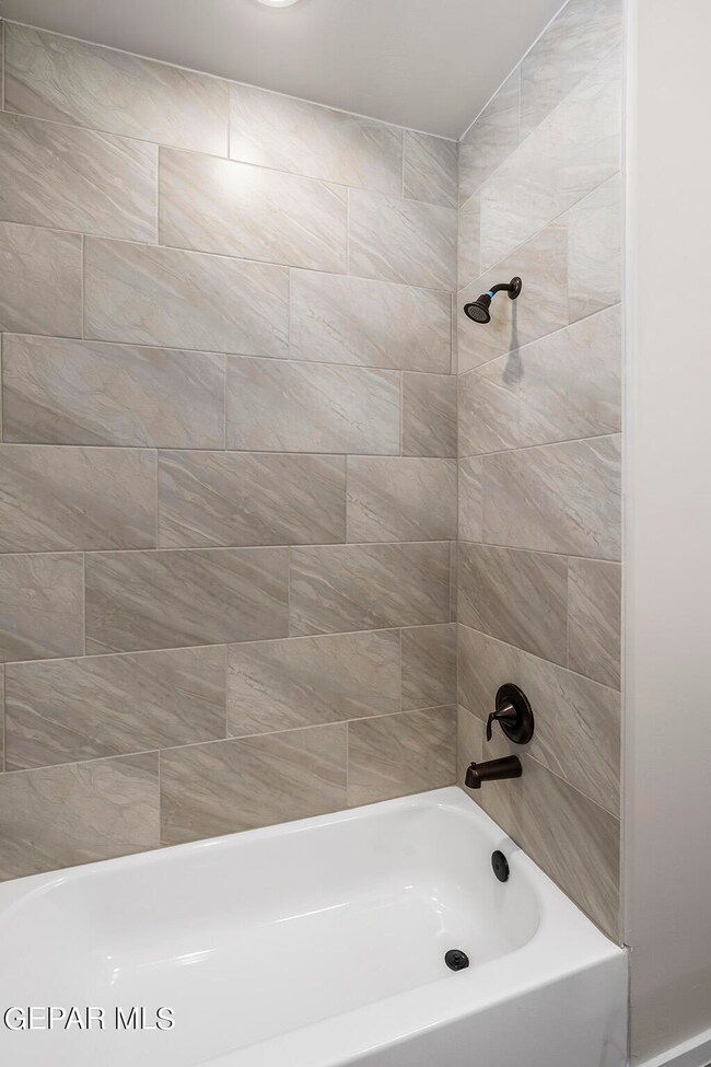 441 Soleil Rd, Socorro, TX 79927 - photo 6