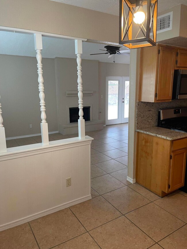 1715 Paul Moran Place, El Paso, TX 79936 - photo 5