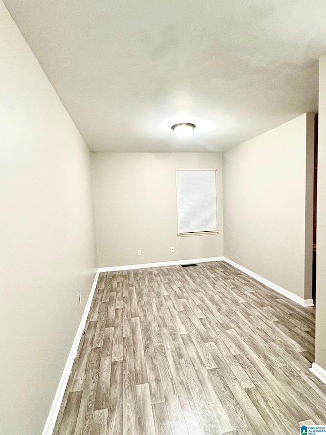 1516 16th Way SW, Birmingham, AL 35211 - photo 4