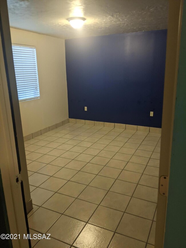 PXL_20211011_003751158