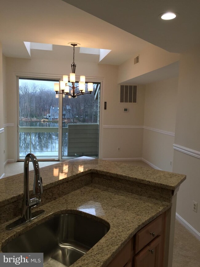 11242 Harbor Ct, Reston, VA 20191 - photo 6