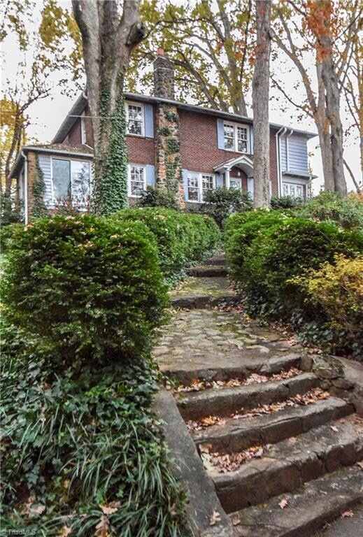 1836 Runnymede Rd, Winston Salem, NC 27104 - photo 2