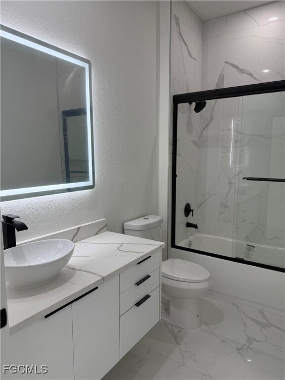 5008 N Obispo Cir, Labelle, FL 33935 - photo 4