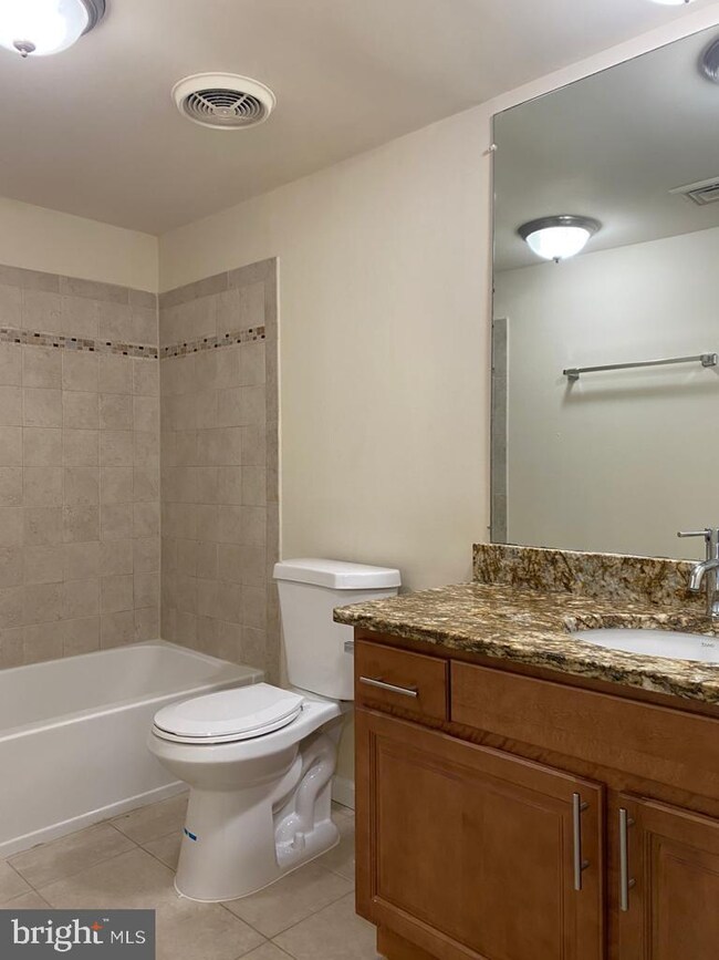 8411 Greenbelt Rd unit 2, Greenbelt, MD 20770 - photo 5
