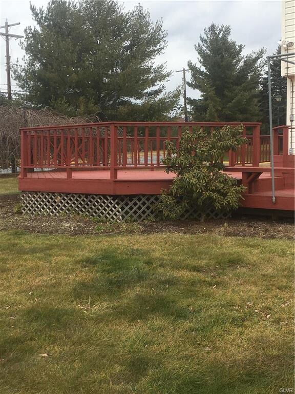 1650 Lamplighter Dr, Macungie, PA 18062 - photo 7