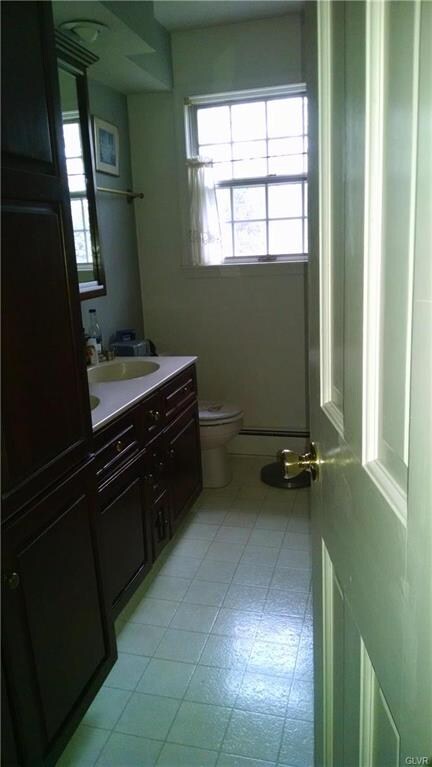 2209 Aster Rd, Macungie, PA 18062 - photo 4