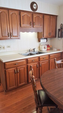 4603 Hirschberg Ave, Schiller Park, IL 60176 - photo 3