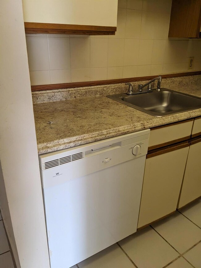 267 Camden L, West Palm Beach, FL 33417 - photo 5