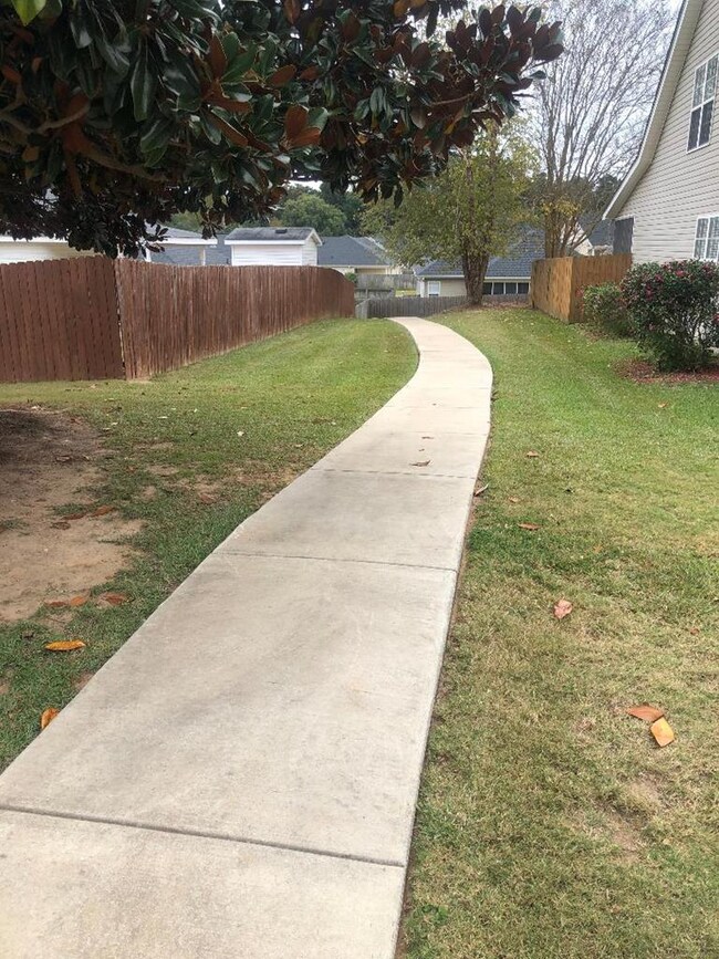 4504 Derryclare Ln, Evans, GA 30809 - photo 3