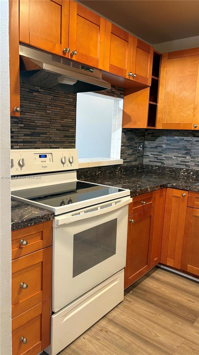 4334 NW 9th Ave unit 72F, Deerfield Beach, FL 33064 - photo 7