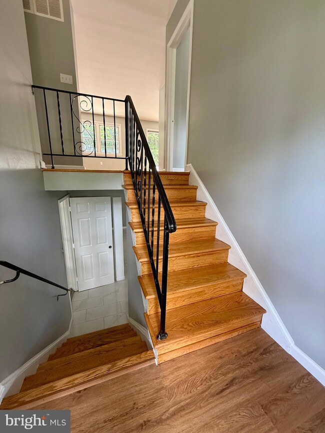 4029 92nd Ave, Springdale, MD 20774 - photo 6