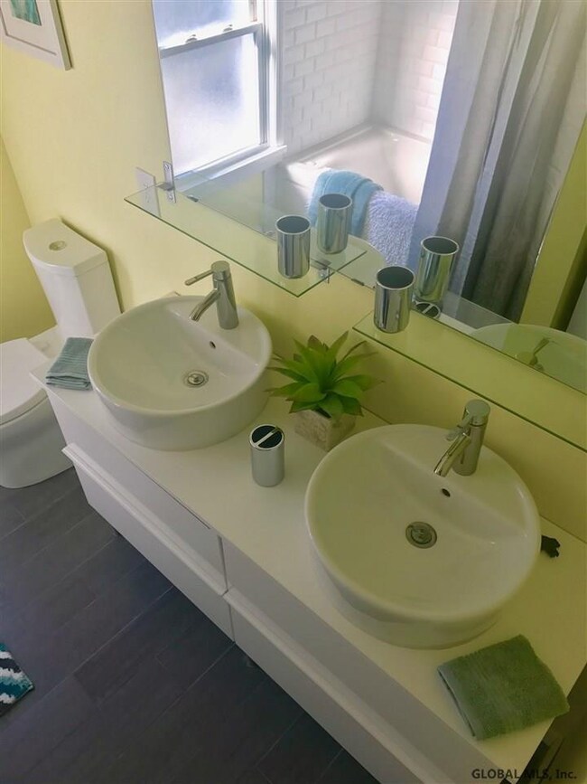 799 Lancaster St, Albany, NY 12203 - photo 6