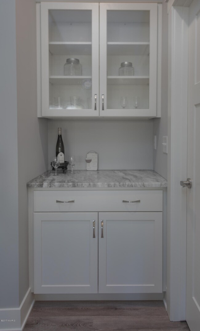 Similar buffet