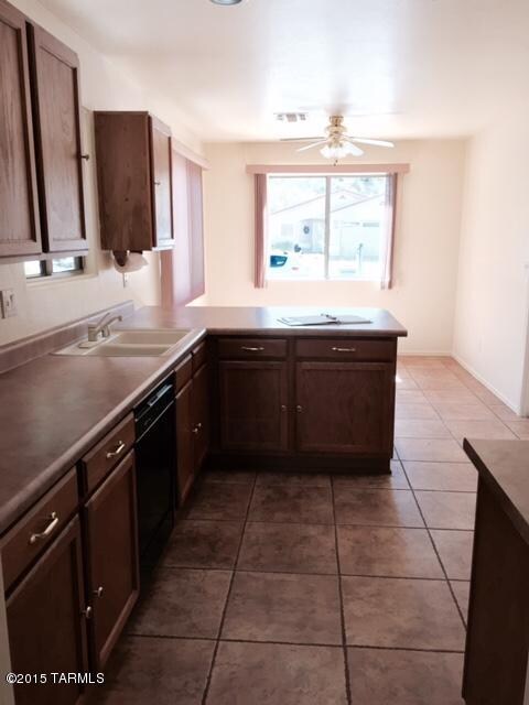 Kitchen towards nook