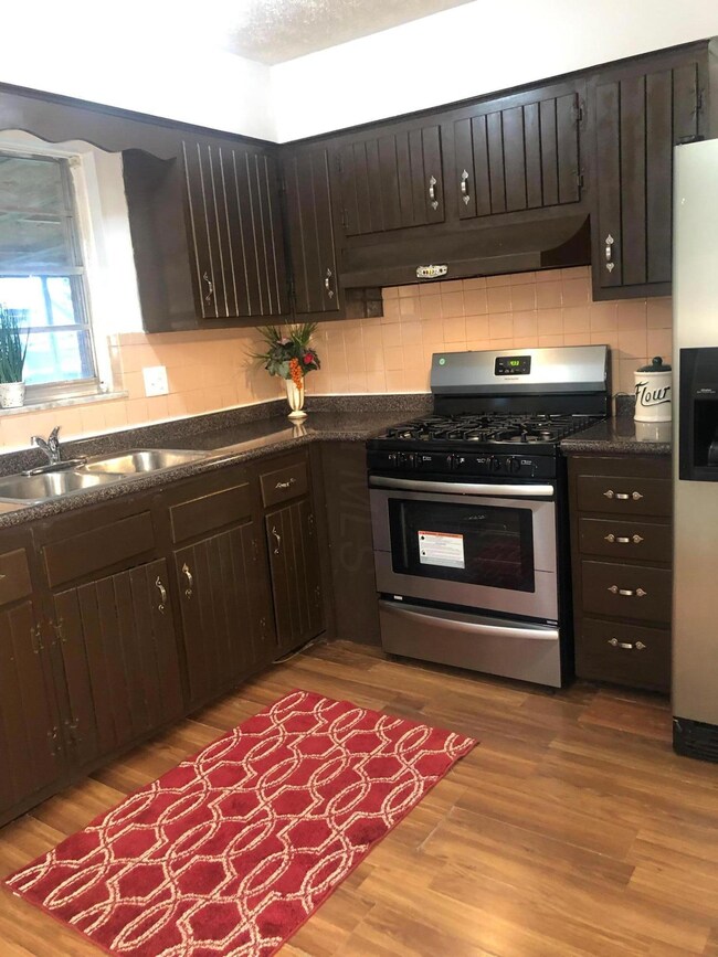 532 Westphal Ave, Columbus, OH 43213 - photo 4