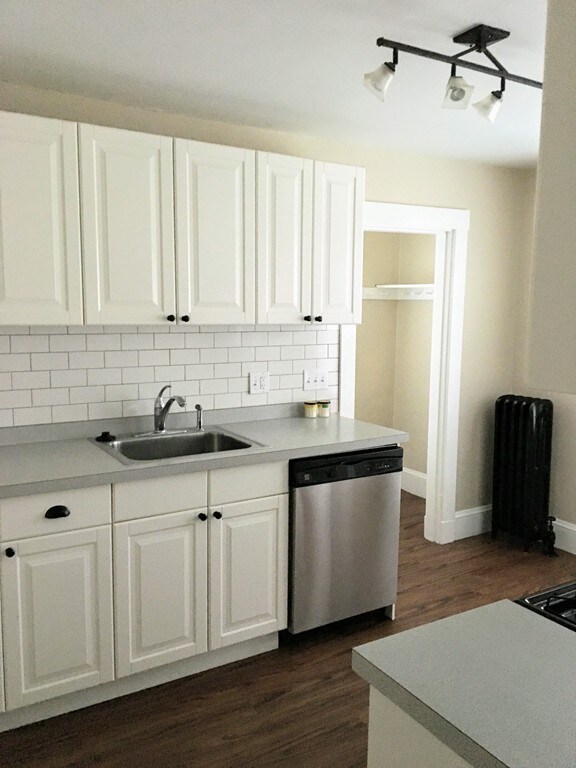 231-233 Beech St unit 231, Belmont, MA 02478 - photo 5