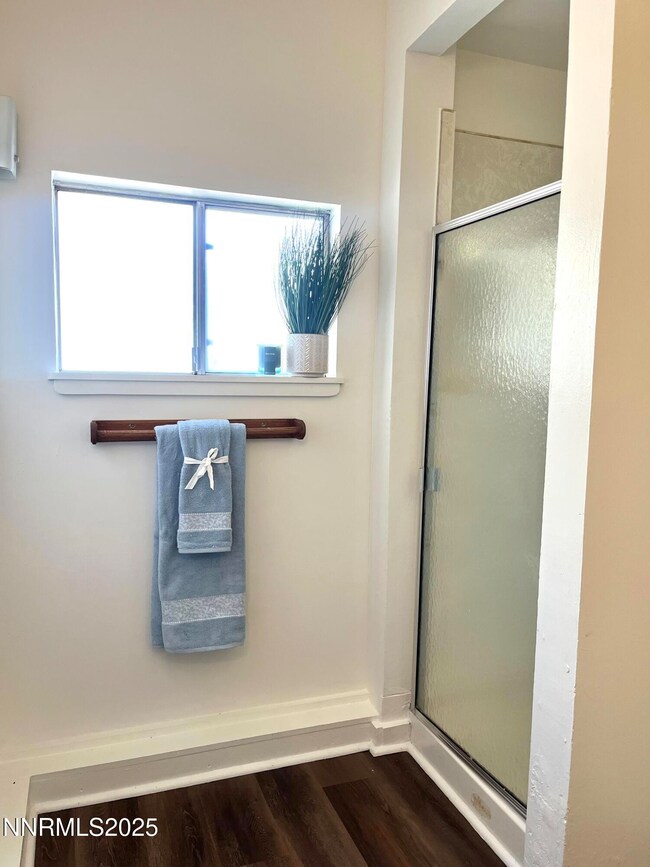 1224 E St unit B, Sparks, NV 89431 - photo 4