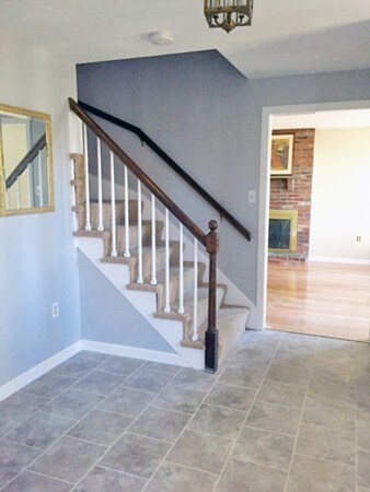 422 Blackstone St, Uxbridge, MA 01569 - photo 3