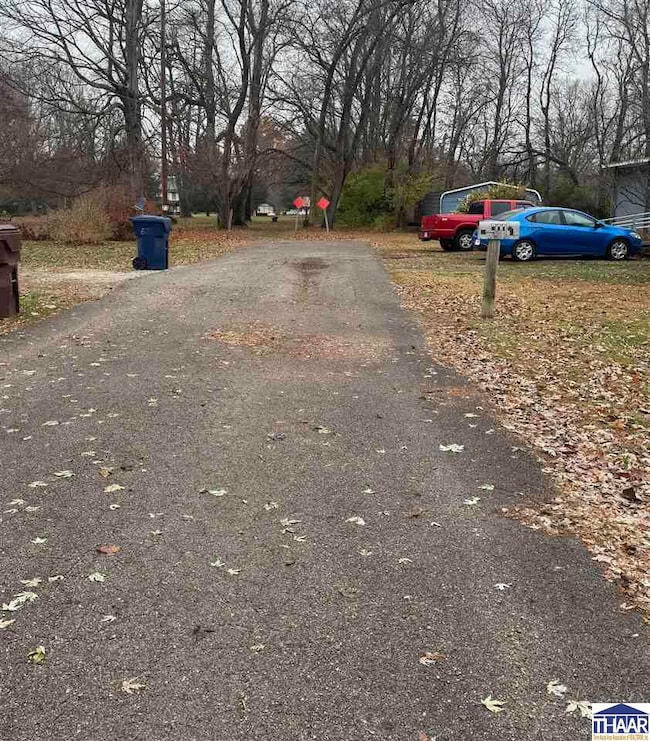 911 N 37th St, Terre Haute, IN 47803 - photo 4