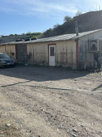 OUTSIDE VIEW OF SHOP