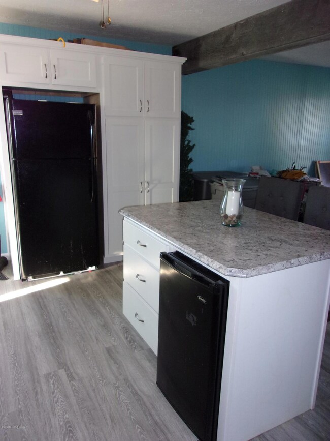 5645 Millerstown Rd., Clarkson KY 42726