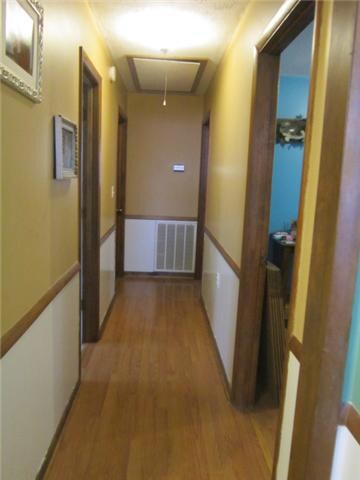 Laminate flooring