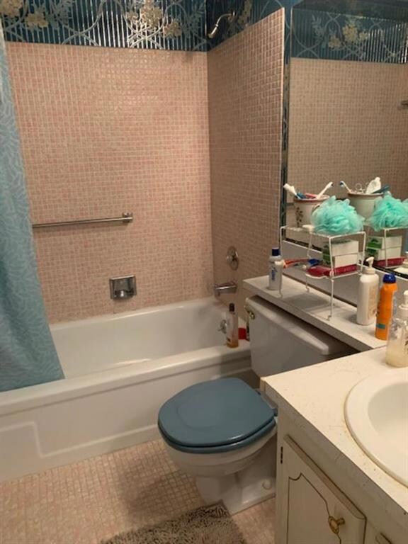 435 Windsor S, West Palm Beach, FL 33417 - photo 6