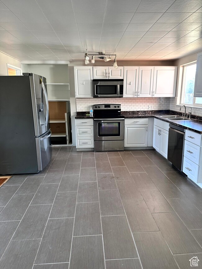 3164 W Mark Ave, West Valley City, UT 84119 - photo 7