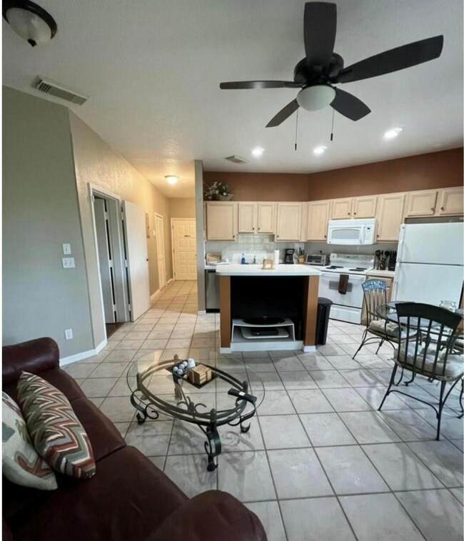 9898 Perfect Dr unit 19, Port Saint Lucie, FL 34986 - photo 4